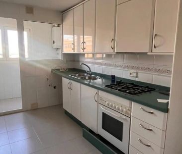 Piso de alquiler en Ciudad Jardín - Zoco - Foto 3