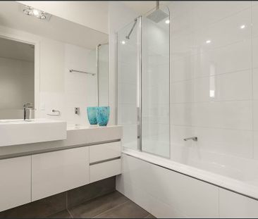 Designed With Distinction! - Photo 4