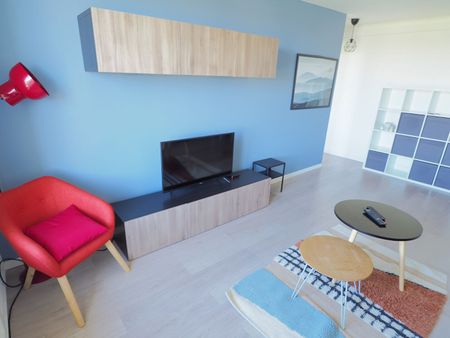 Location Appartement 1 pièce 11m² - Photo 2