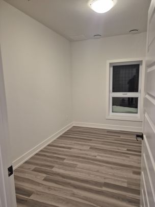 For Lease - 1100 Lackner Place Unit# 424, Kitchener, Ontario - Photo 1