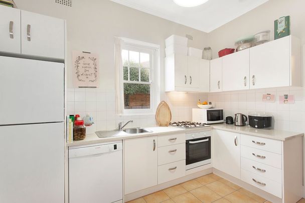 52A Kangaroo Road, Murrumbeena - Photo 1
