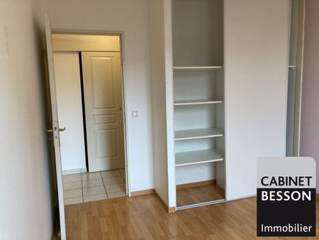 Location Appartement 3 pièces 68m² GRENOBLE 38000 - Photo 2