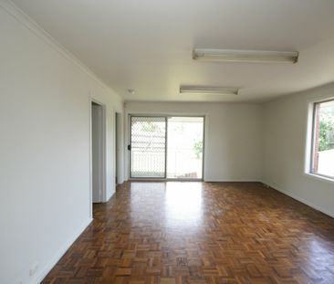 4 BEDROOMS HOUSE - Photo 3