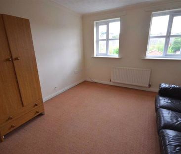 Aspenwood, Blackley, Manchester, M9 8NP - Photo 2