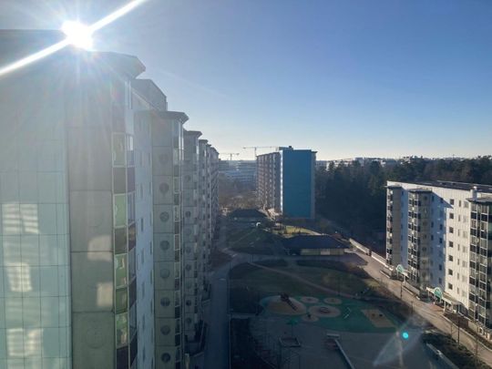 Huddinge - 2rok - tillsv - 13.800kr/mån - Photo 1