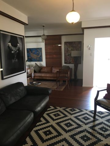 Holland Park - Photo 3