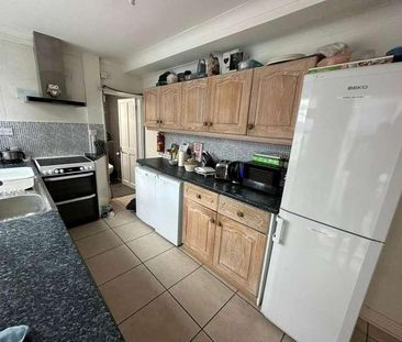 : Rupert Road, Guildford, GU2 - Photo 1