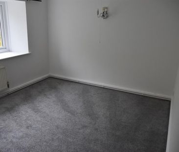 1 bedroom terraced house to rent - Photo 2