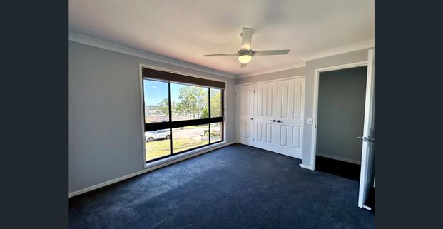 Freshly Renovated 3-Bedroom Brick & Tile Home - Photo 1