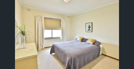 Neat 2 Bedroom Unit in Kalimna Village - Photo 3