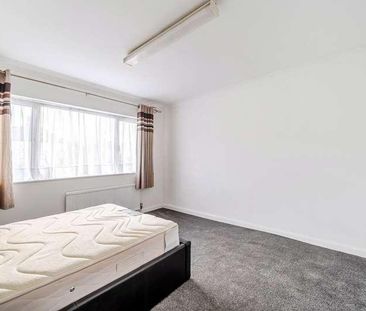 Barnfield, New Malden, KT3 - Photo 5