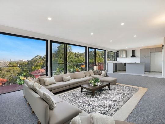 7 Sansey Avenue Mount Ousley NSW - Photo 1