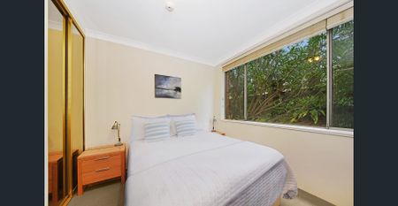 Spacious Apartment in peaceful bush setting - Photo 3