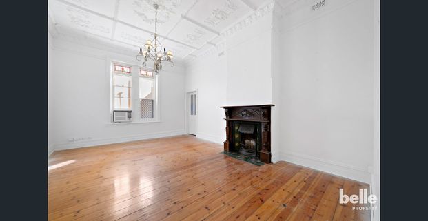 Two Bedroom Home in Sought-After Highgate Location - Photo 1