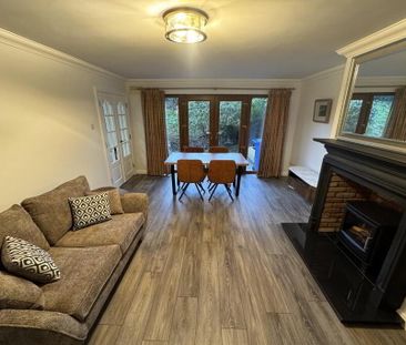 1 Stormont Mews, Belfast, BT5 7FR - Photo 4