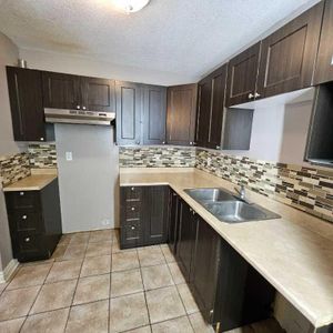 Appartement 5 1/2 à louer - Photo 2