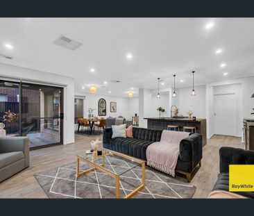 A Signature Lifestyle Awaits: Premium Residence with Private Amenities - Photo 6