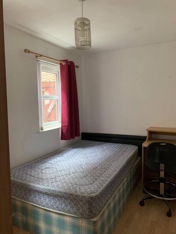 54 Donnybrook St, Belfast, BT9 7DD - Photo 4