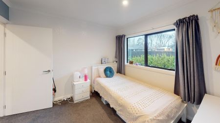 Kelvin Grove - 3 Bedrooms - Photo 4