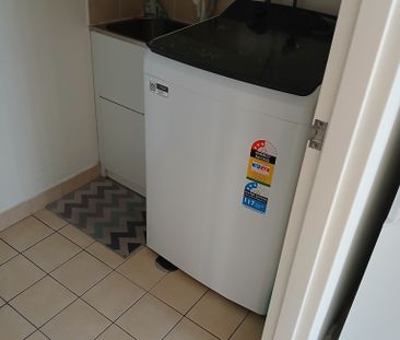 Merrylands - Photo 2