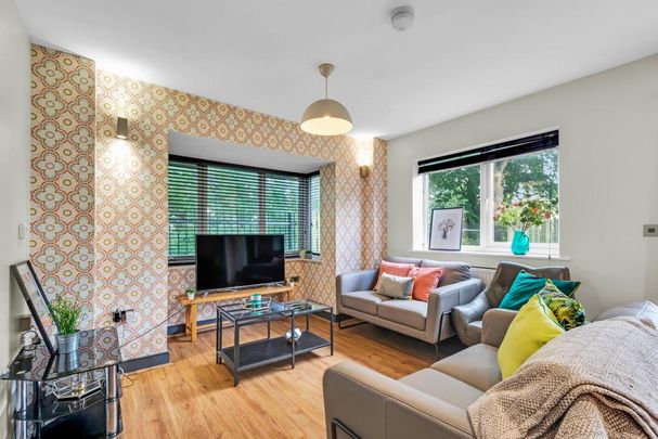 6 bedroom house to rent - Photo 1