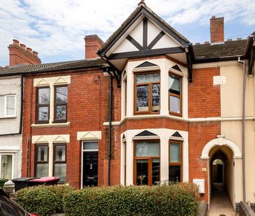 A Great Spot in Hartshill – Modern House Share with Charm & Conveni... - Photo 1