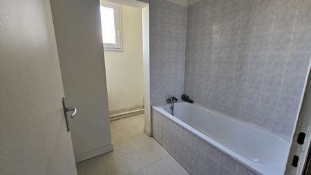 T3 38 COURS SAINT ANDRE - Photo 4