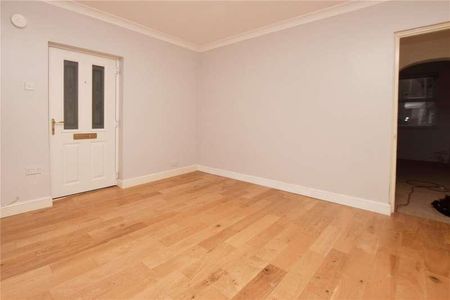 Sutton Road, Watford, Herts, WD17 - Photo 3