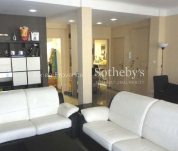 APPARTEMENT T4 CV BALCON GARAGE - Photo 1