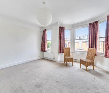 3 bedroom flat to rent - Photo 1
