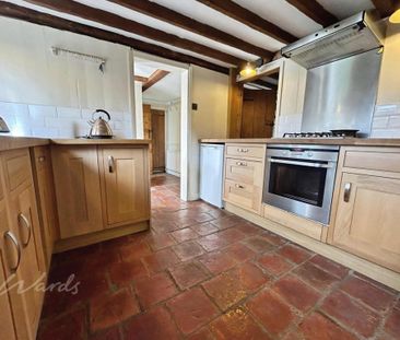 2 bedroom semi-detached house to rent - Photo 3