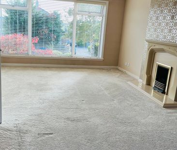 8 Cairn Walk, AB15 9TF, Aberdeen - Photo 1