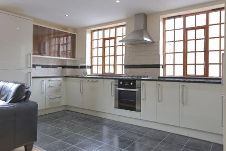 4 bedroom apartment to rent - Photo 5