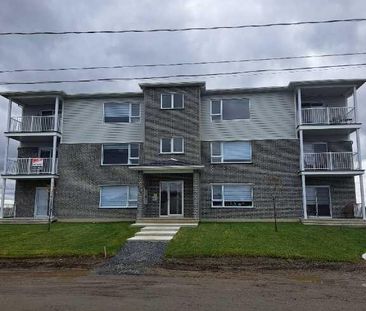 CONDO À LOUER - Photo 2