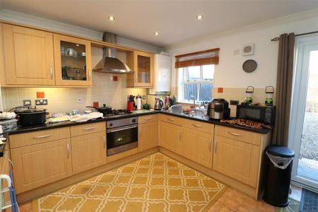 2 bedroom bungalow to rent - Photo 3