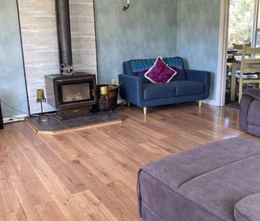 Sunny Rural Retreat - Short Term Only! - Photo 4