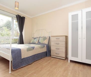 Room in a Shared Flat, Grundy Street, E14 - Photo 5