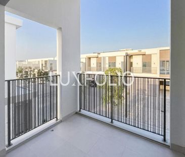 Fully Upgraded | Dark Wood | Landscaped - Photo 5