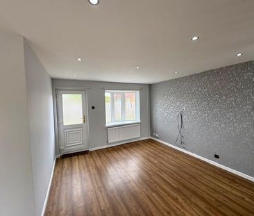 2 bedroom terraced house to rent - Photo 6