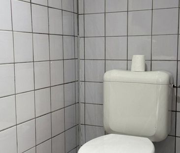 Bungalow te huur in Sint-Kwintens-Lennik voor € 500 met 1 slaapkamer - Photo 2
