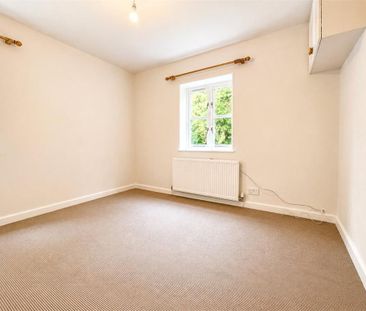 2 bedroom bungalow to rent - Photo 4