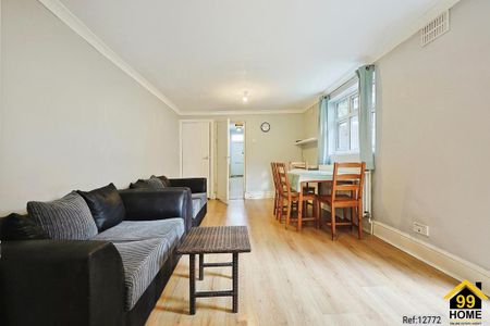 2 bedroom flat to rent - Photo 2