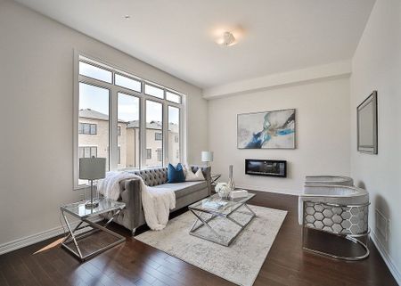 For Lease - 2105 Coppermine Street, Oshawa, Ontario - Photo 2