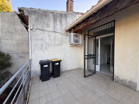 Location Appartement 3 pièces 50m² NIMES 30900 - Photo 5