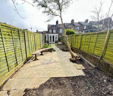 3 bedroom end of terrace house to rent - Photo 6