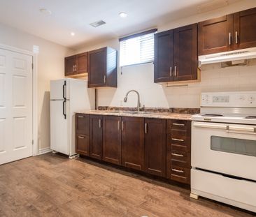 For Lease - 2400 Whaley Drive Unit# 2, Mississauga, Ontario - Photo 5