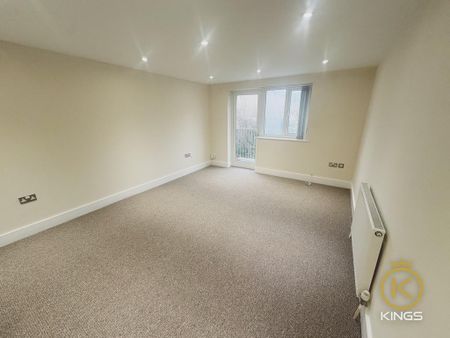 2 bedroom apartment to rent - Photo 2