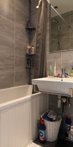 1 Bed Flat, St. Cyprians Street, SW17 - Photo 4