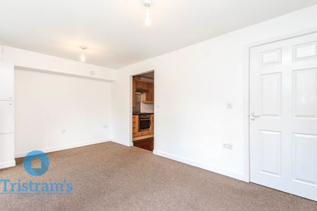 References Pending - 2 bed Apartment - Photo 3