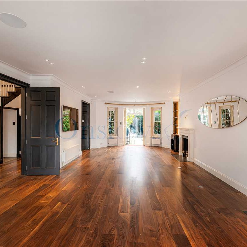 Chelsea Square, Chelsea - Photo 1